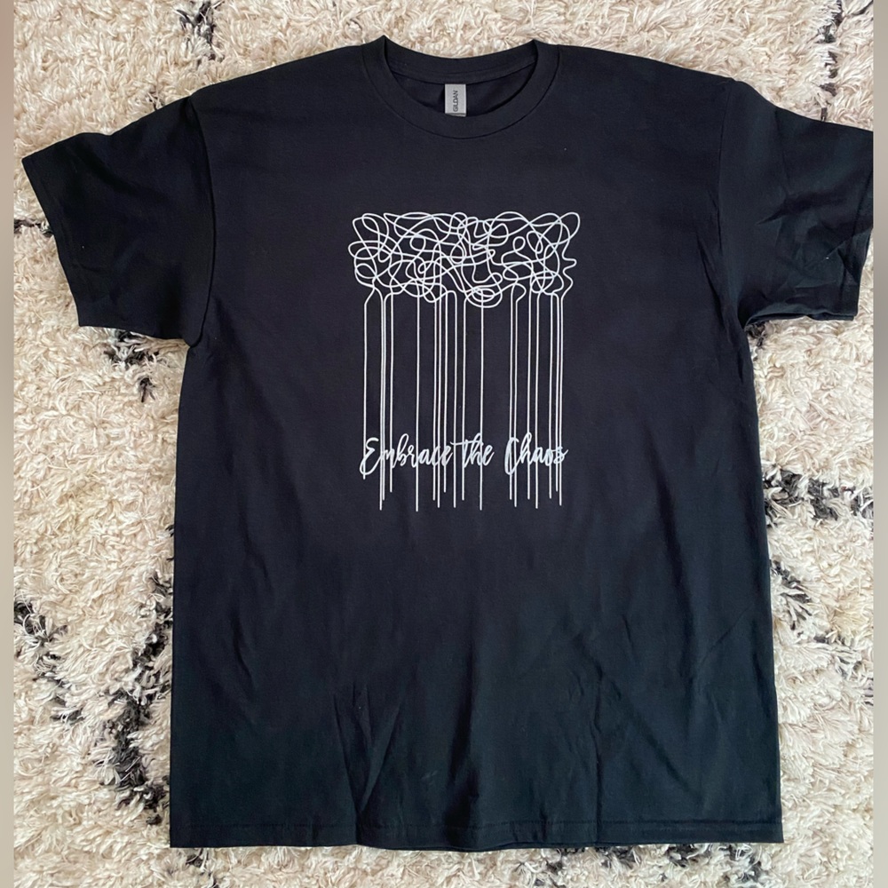 3Raven NWOT Unisex “Embrace the Chaos” Tshirt
